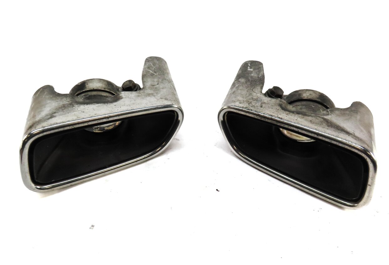 2014-2019 MERCEDEES CLA250 (C117 W117) LEFT & RIGHT EXHAUST TIP SET