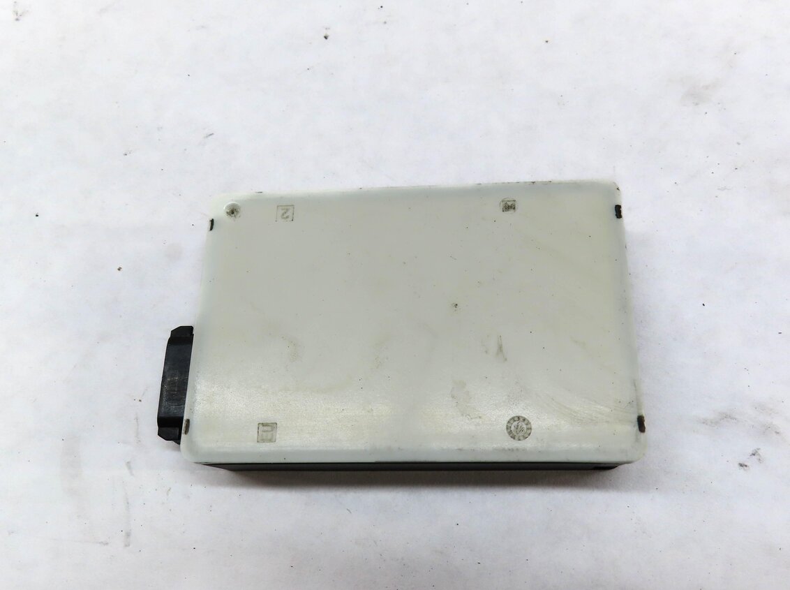 Thumbnail 3: 2014-2016 MERCEDES CLA250 CLA45 (C117 W117) REAR BLIND SPOT RADAR SENSOR MODULE