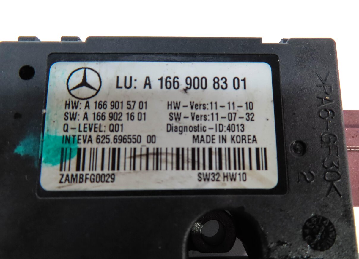 Thumbnail 5: 2012-2019 MERCEDES GL350 GL450 GL550 ML250 ML350 ML550 (W166 X166) SUNROOF MOTOR