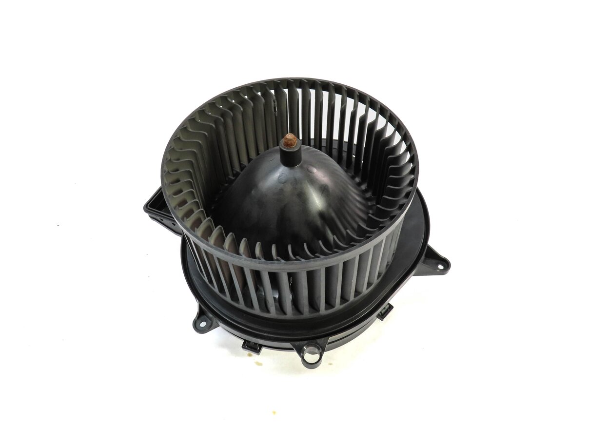 2012-2019 MERCEDES GL GLE GLS ML (W166 W292 X166) FRONT HEATER A/C BLOWER MOTOR