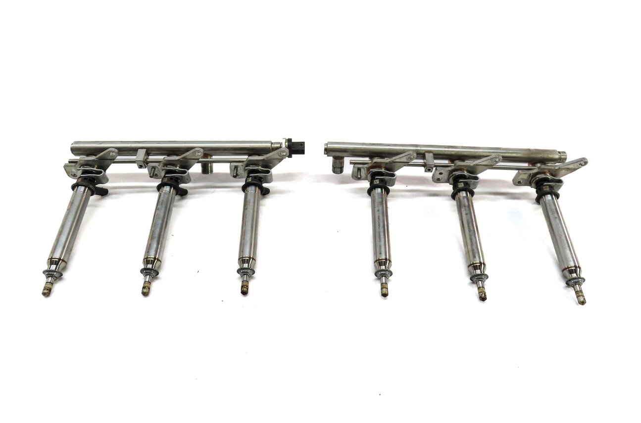Thumbnail 2: 2012 MERCEDES ML350 (W166) 3.5L M276 ENGINE FUEL RAIL SET w/ INJECTORS