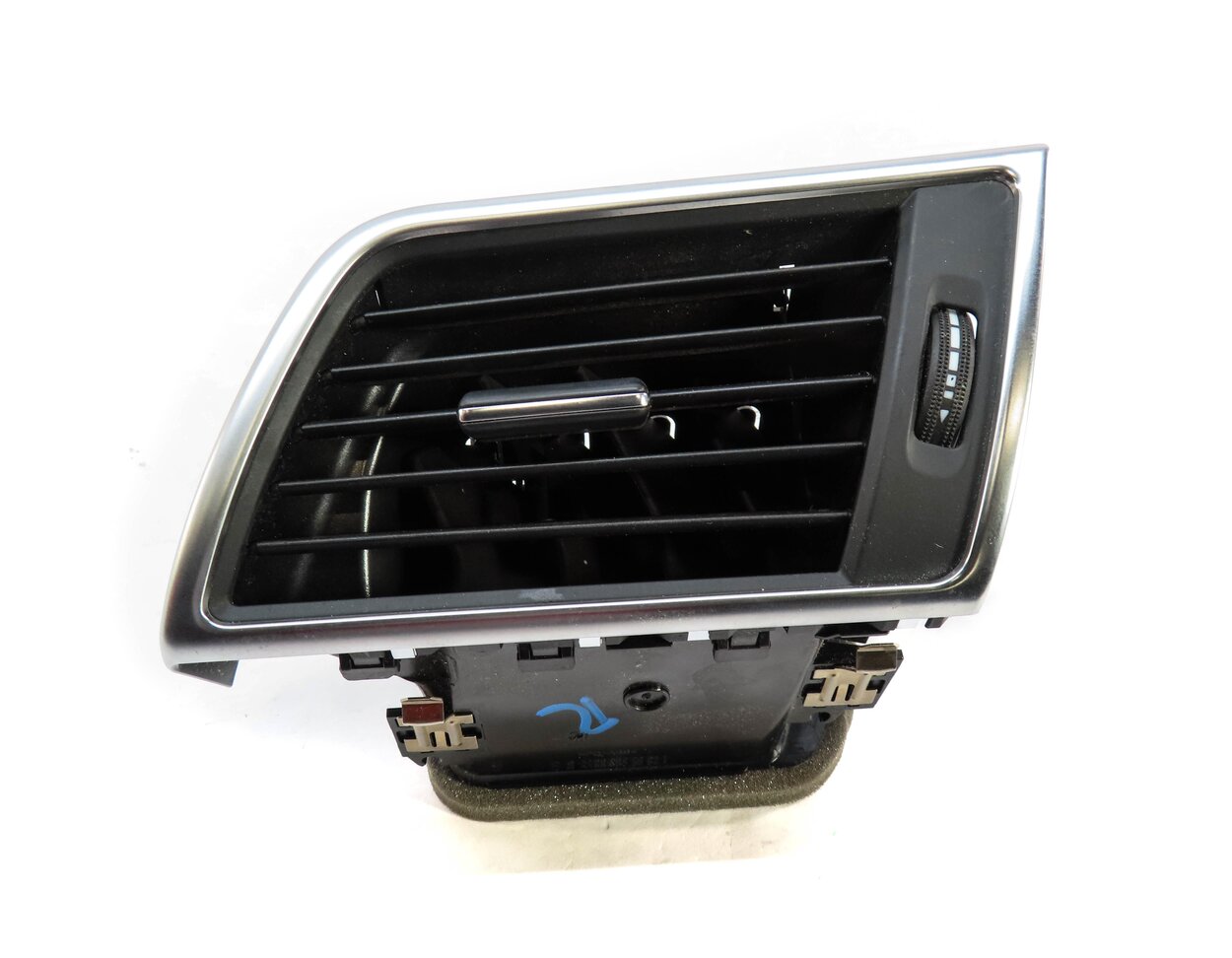 Thumbnail 2: 2012 MERCEDES ML350 (W166) FRONT RIGHT PASSENGER OUTER DASH HEATER A/C AIR VENT