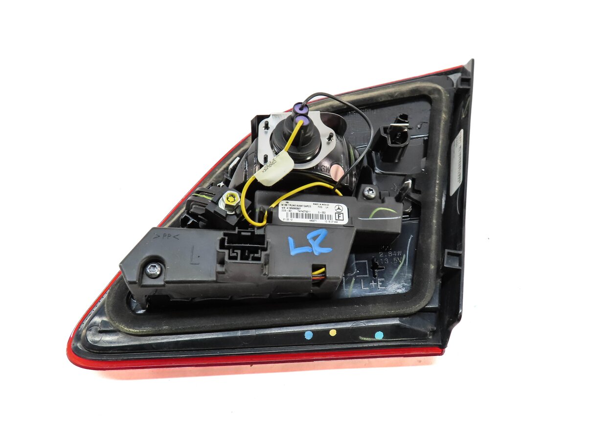 Thumbnail 5: 2012-2015 MERCEDES ML CLASS (W166) LEFT REAR INNER LED TAILLIGHT LIGHT LAMP