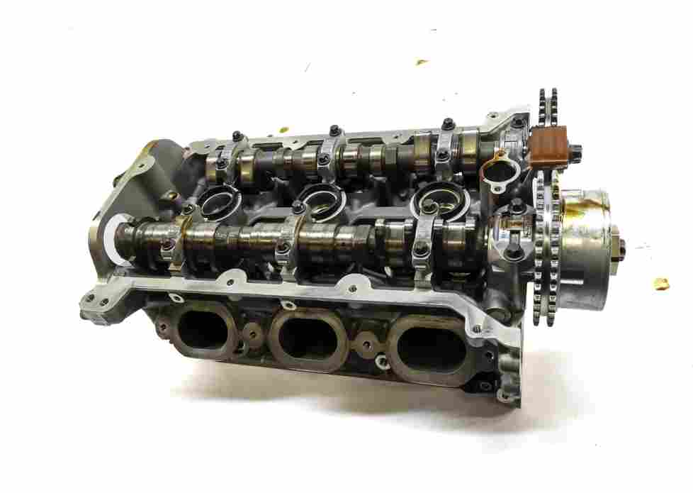 Thumbnail 2: 2011-2016 PORSCHE PANAMERA (970 G1) 3.6L M46 ENGINE - LEFT CYLINDER HEAD