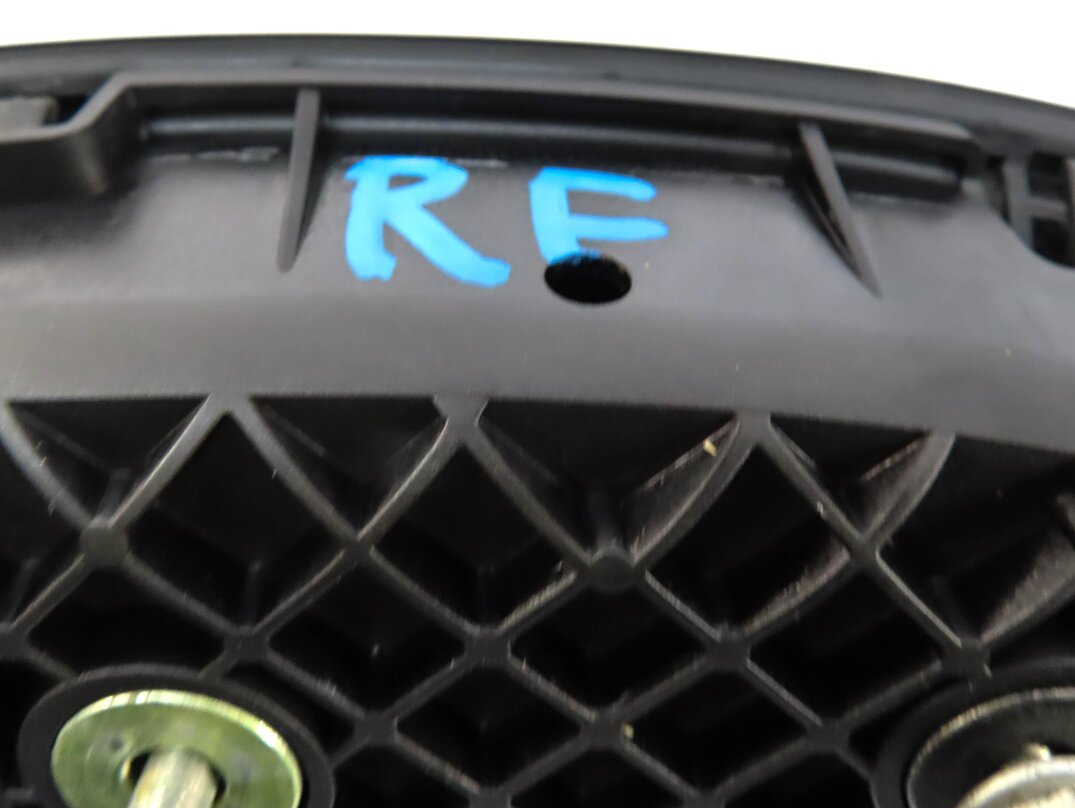 Thumbnail 5: 2010-2016 PORSCHE PANAMERA (970 G1) RIGHT FRONT EXTERIOR DOOR HANDLE (BLACK)