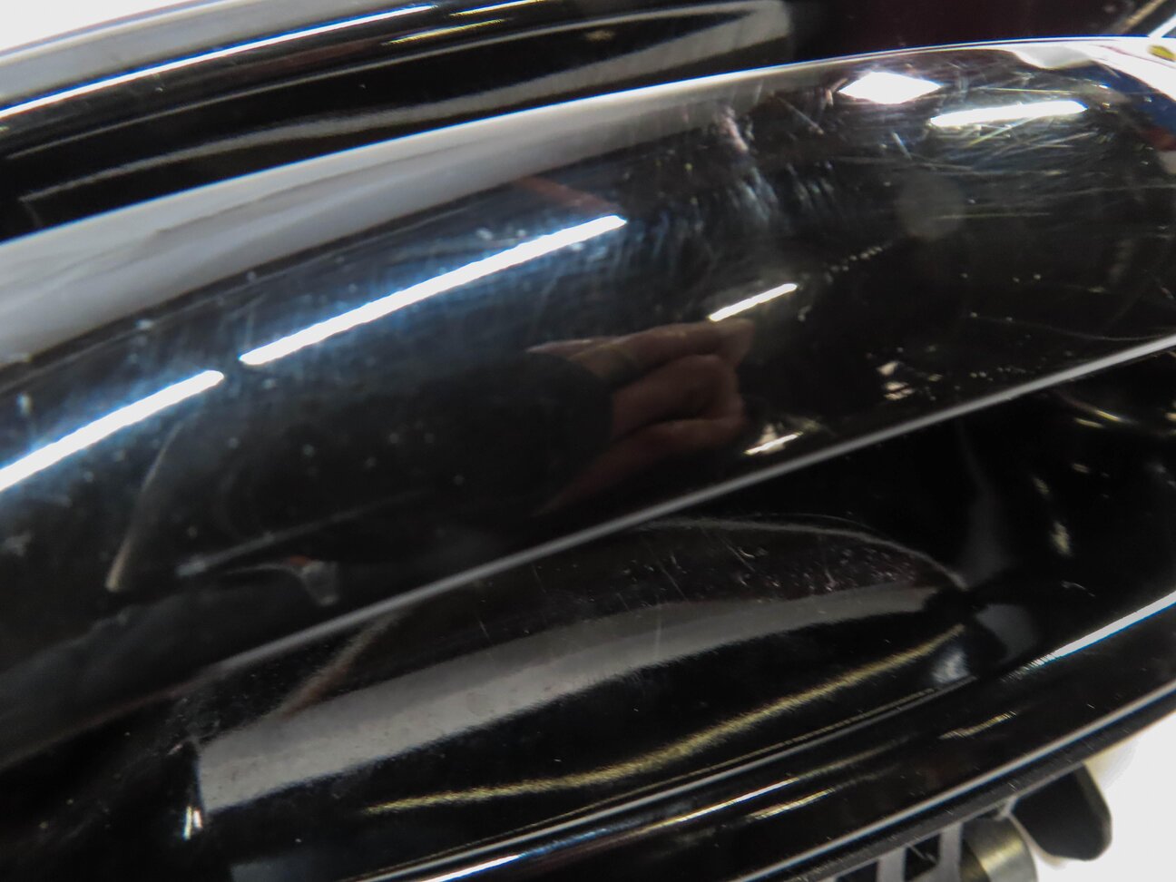Thumbnail 5: 2010-2016 PORSCHE PANAMERA (970 G1) RIGHT REAR EXTERIOR DOOR HANDLE (BLACK)