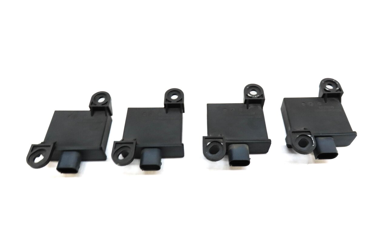 Thumbnail 3: 2012 PORSCHE PANAMERA (970 G1) TPMS CONTROL MODULE SET OF 4