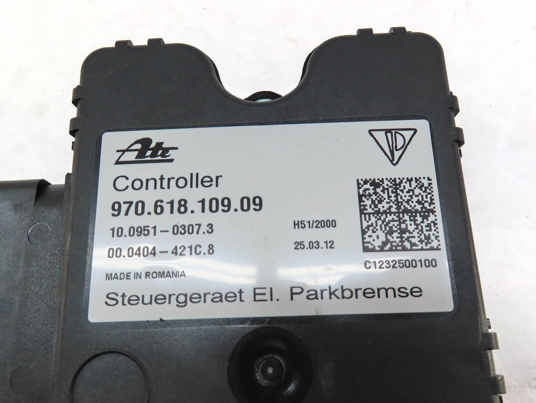 Thumbnail 4: 2012 PORSCHE PANAMERA (970 G1) EMERGENCY HILL PARKING BRAKE CONTROL MODULE