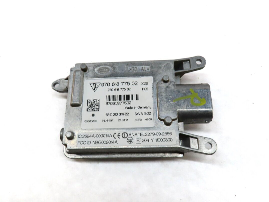 Thumbnail 4: 2012 PORSCHE PANAMERA (970 G1) REAR RIGHT BLIND SPOT ALERT RADAR SENSOR MODULE