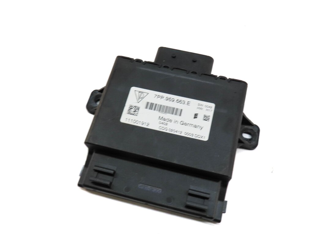 2012 PORSCHE PANAMERA (970 G1) VOLTAGE CONVERTER STABILISER CONTROL MODULE