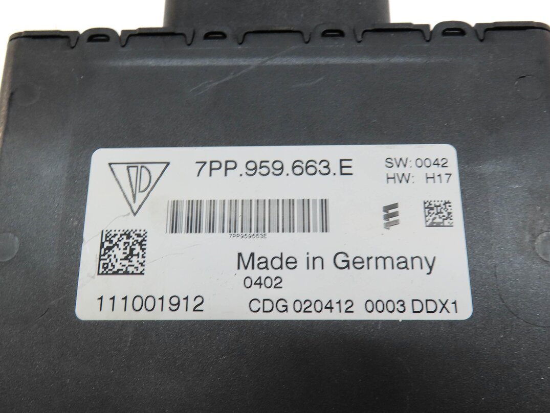 Thumbnail 4: 2012 PORSCHE PANAMERA (970 G1) VOLTAGE CONVERTER STABILISER CONTROL MODULE