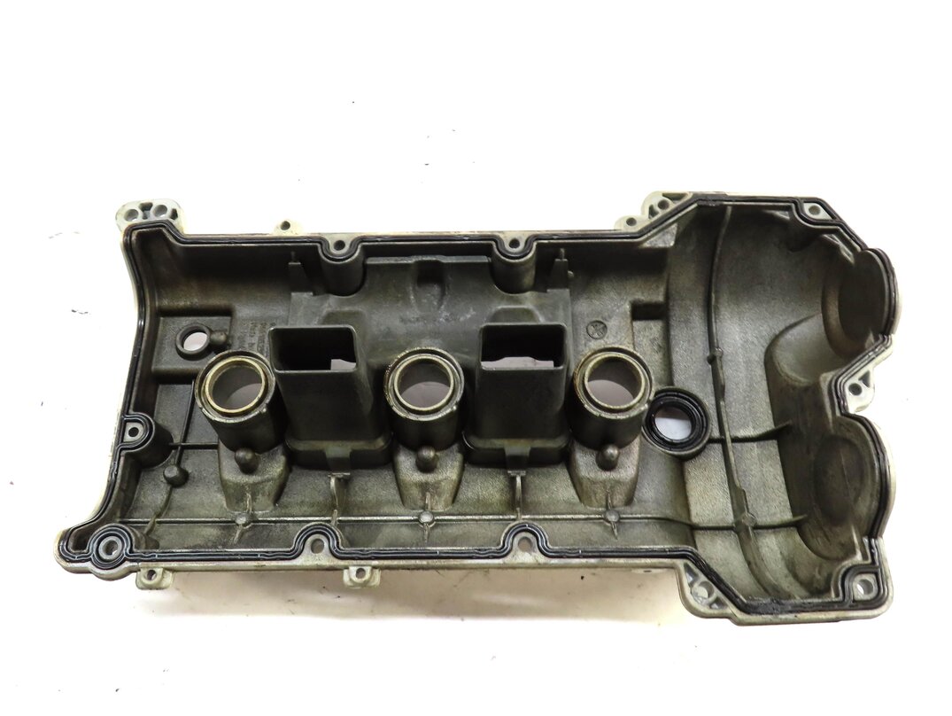 Thumbnail 4: 2011-2016 PORSCHE PANAMERA (970 G1) 3.6L M46 ENGINE - LEFT VALVE COVER