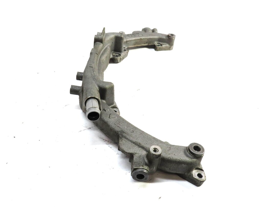 Thumbnail 3: 2012 PORSCHE PANAMERA (970 G1) 3.6L M46 V6 ENGINE COOLANT CROSSOVER PIPE