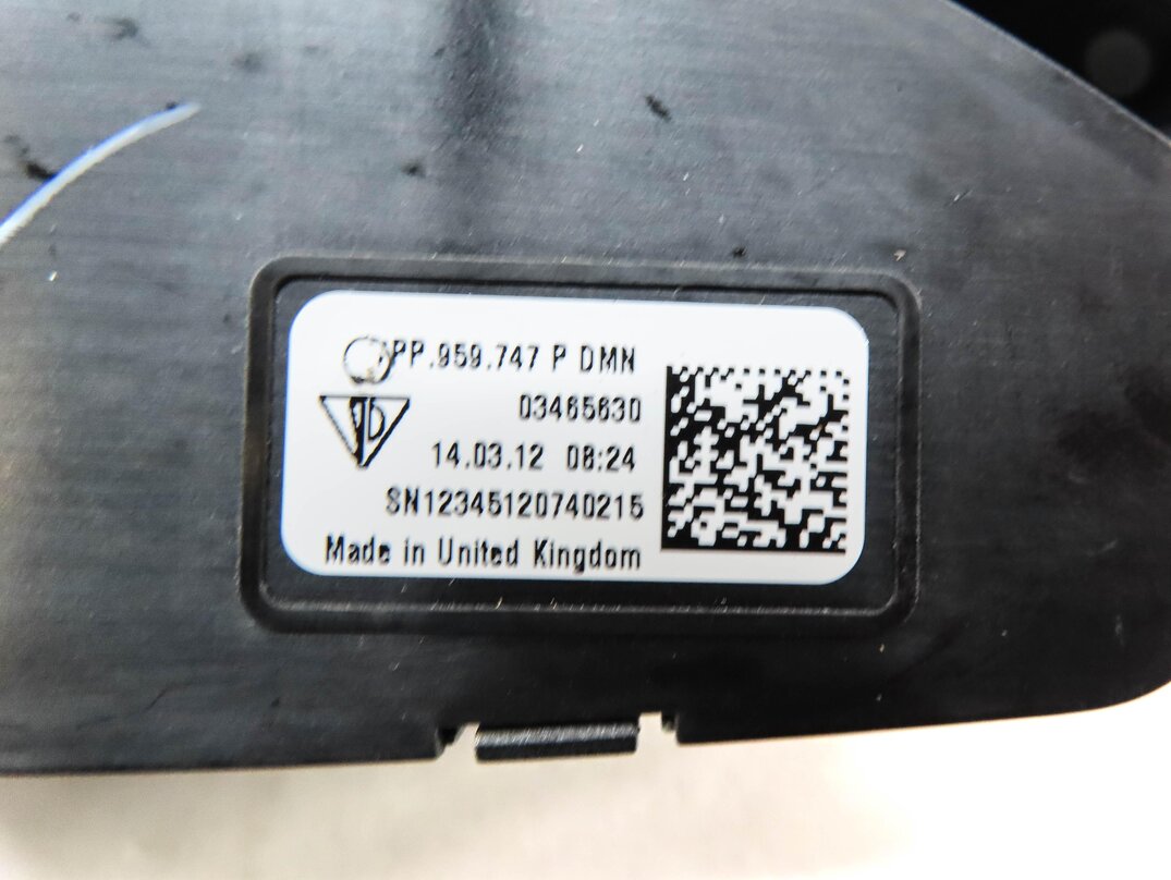 Thumbnail 5: 2012 PORSCHE PANAMERA (970 G1) FRONT LEFT DRIVER SEAT ADJUST SWITCH w/ LUMBAR