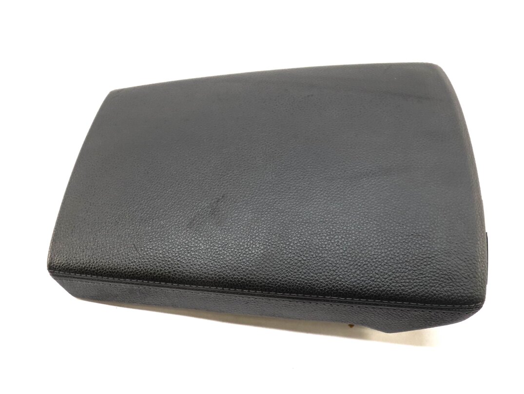 Thumbnail 3: 2010-2013 PORSCHE PANAMERA (970 G1) FRONT CENTER CONSOLE LID / ARM REST (BLACK)