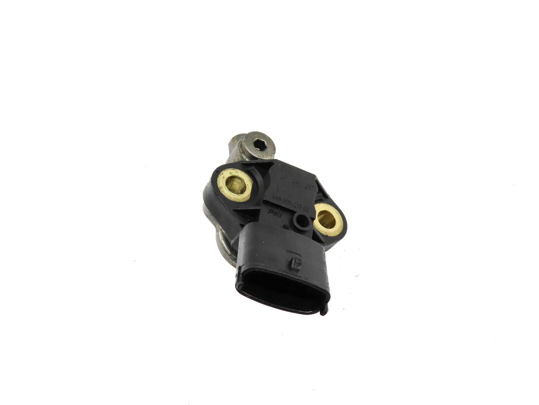 Thumbnail 2: 2012 PORSCHE PANAMERA (970 G1) 3.6L M46 V6 ENGINE OIL PRESSURE SENSOR