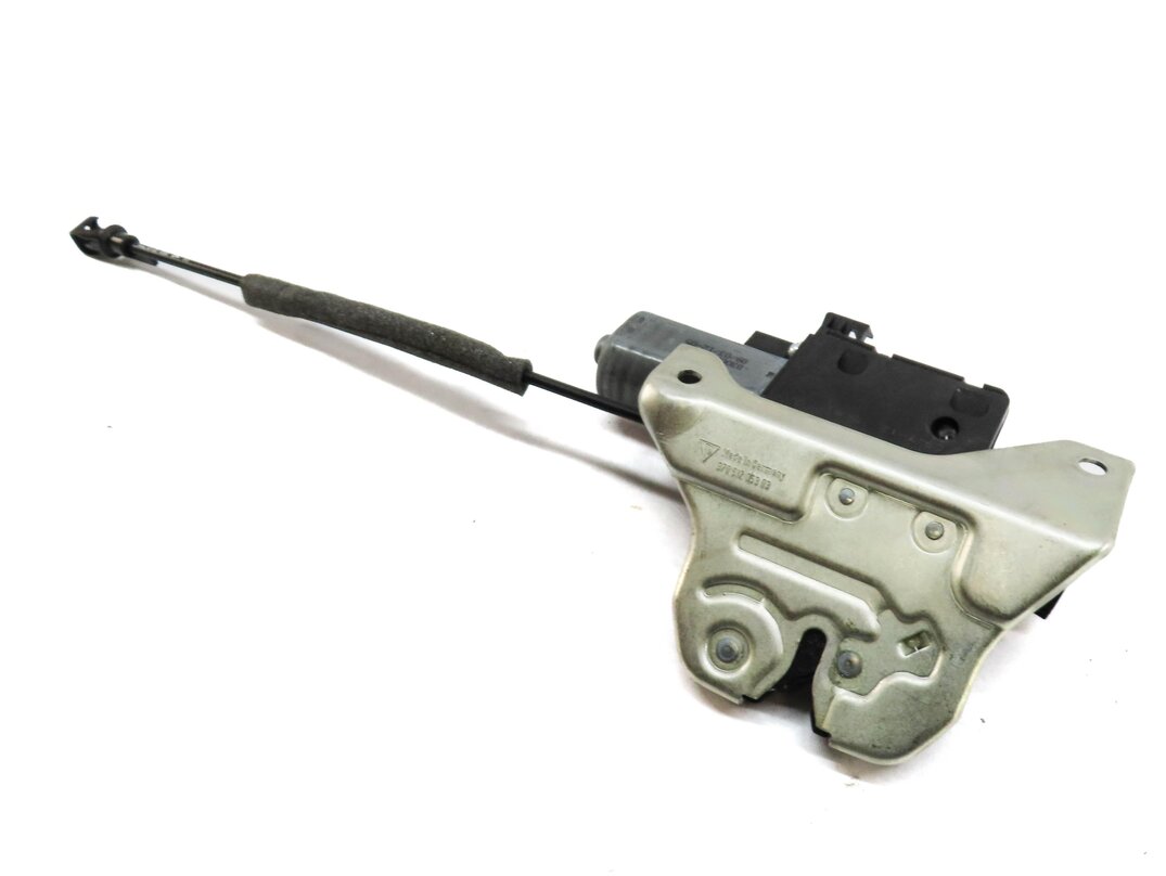 2012 PORSCHE PANAMERA (970 G1) REAR TRUNK LOCK LATCH w/ CABLE