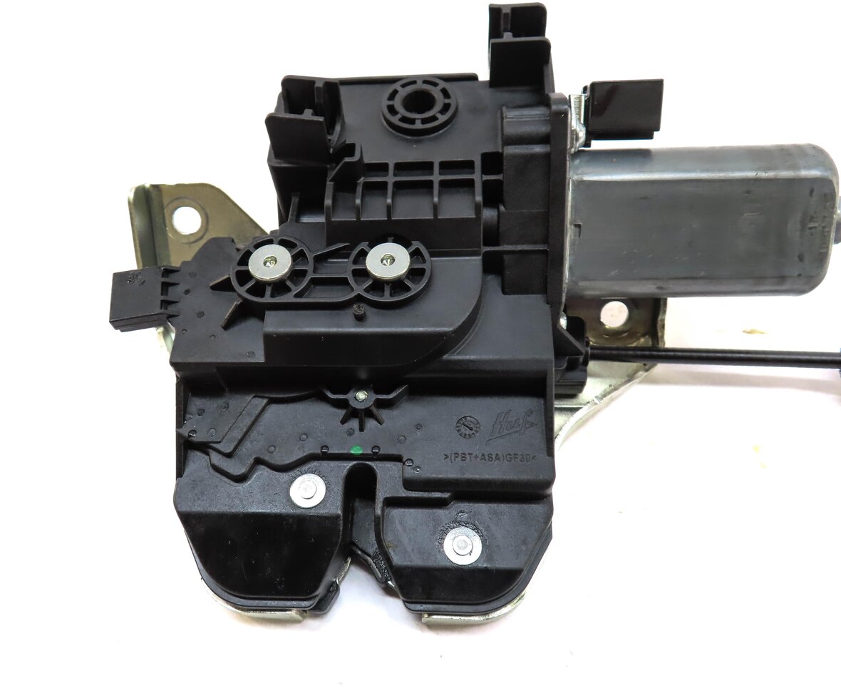 Thumbnail 5: 2012 PORSCHE PANAMERA (970 G1) REAR TRUNK LOCK LATCH w/ CABLE