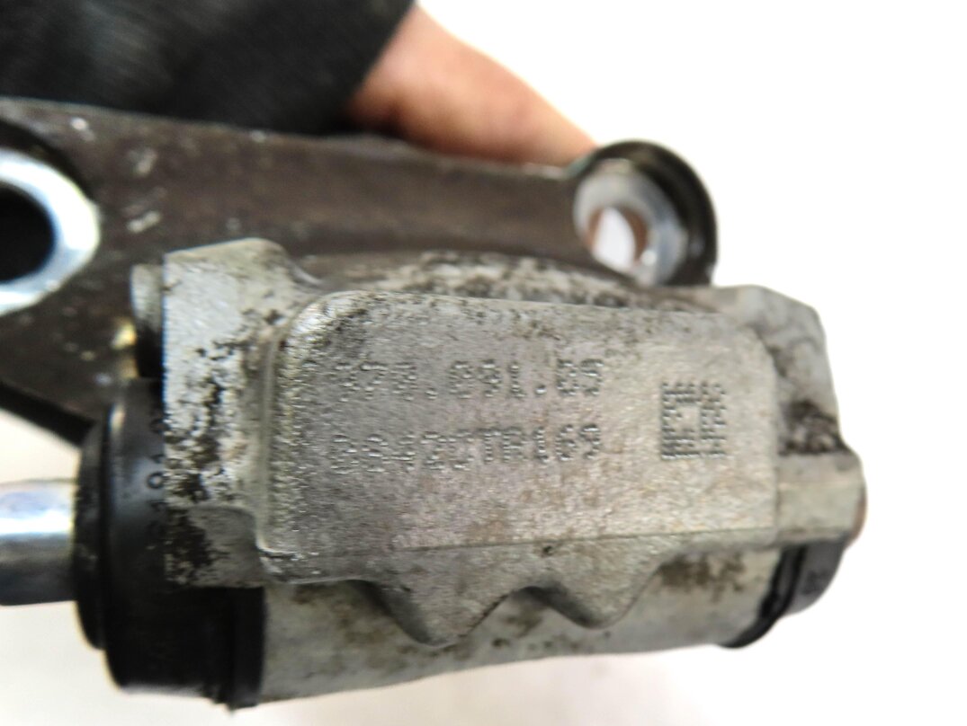 Thumbnail 5: 2012 PORSCHE PANAMERA (970 G1) REAR LEFT EMERGENCY HILL PARKING BRAKE ACTUATOR