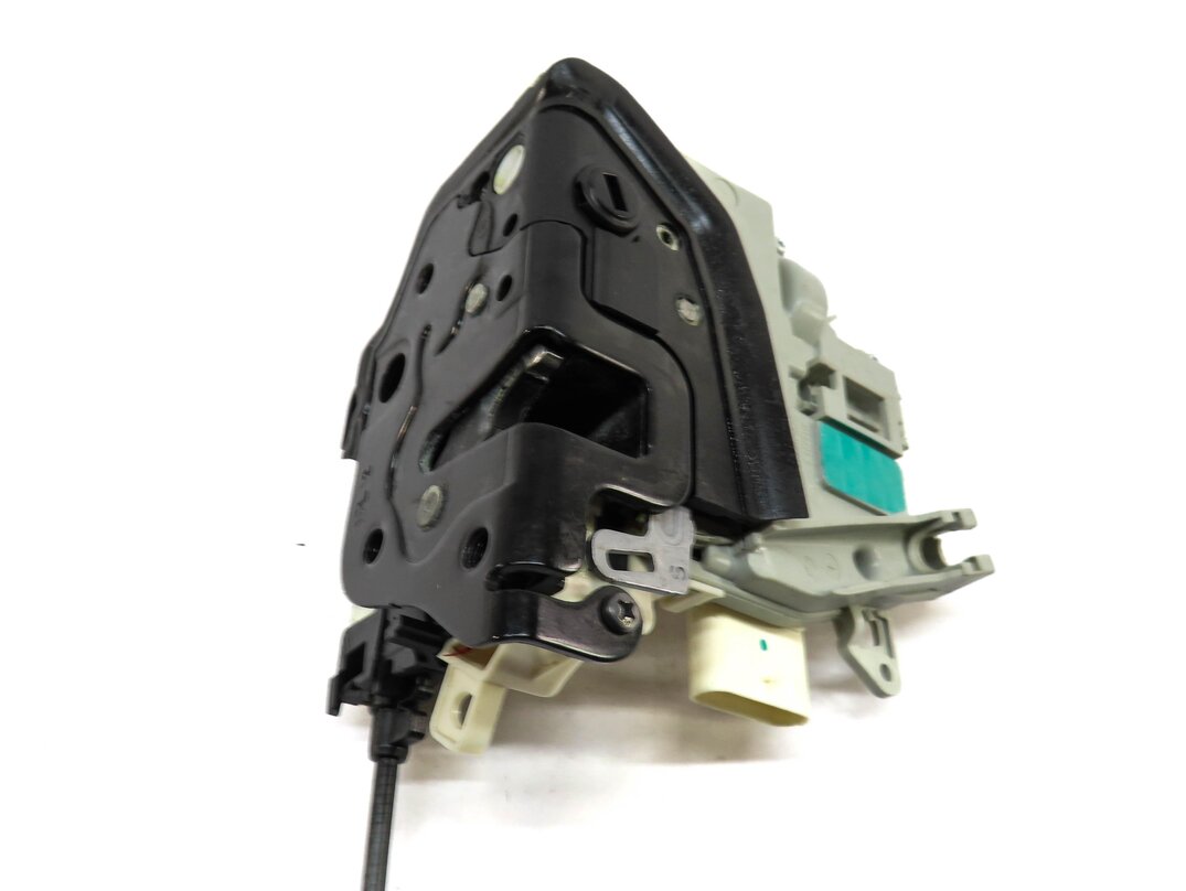 Thumbnail 3: 10-20 VW PORSCHE AUDI A3 A4 A8 S3 S4 Q5 MACAN PANAMERA - LEFT REAR DOOR LATCH