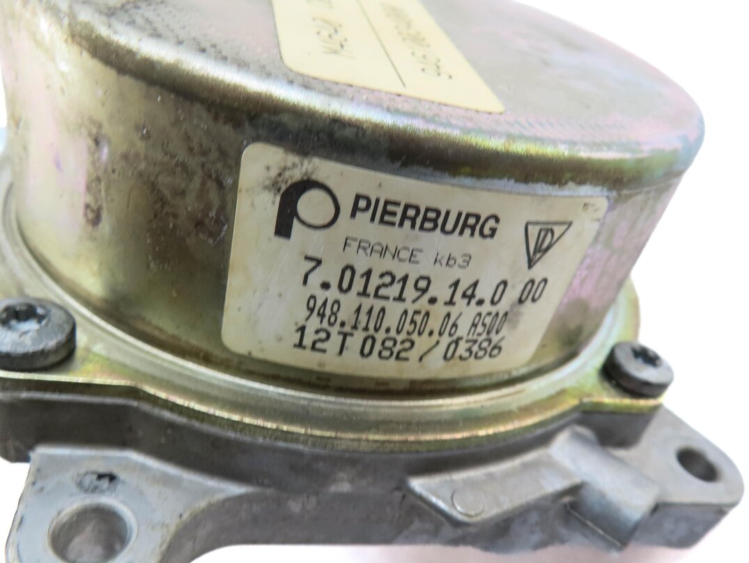 Thumbnail 4: 2012 PORSCHE PANAMERA (970 G1) 3.6L M46 V6 ENGINE BRAKE VACUUM PUMP