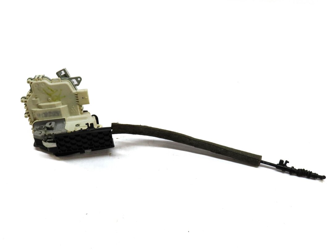 Thumbnail 2: 2010-2019 AUDI / PORSCHE A4 S4 A5 S5 A6 Q3 Q5 Q7 TT 911 - RIGHT FRONT DOOR LATCH