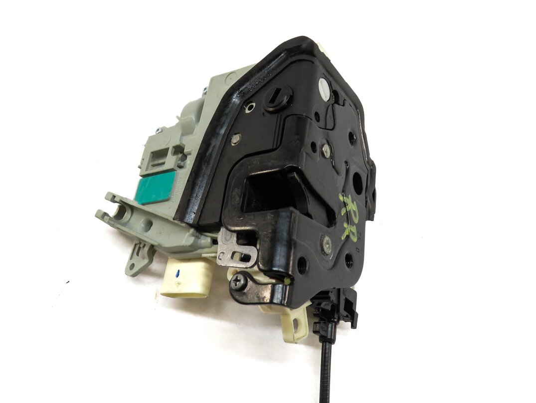 Thumbnail 3: 10-18 AUDI A3 A4 A8 Q3 Q5 S3 S4 SQ5 S8 (B8 D4 4H 8K 8R 8V) RIGHT REAR DOOR LATCH