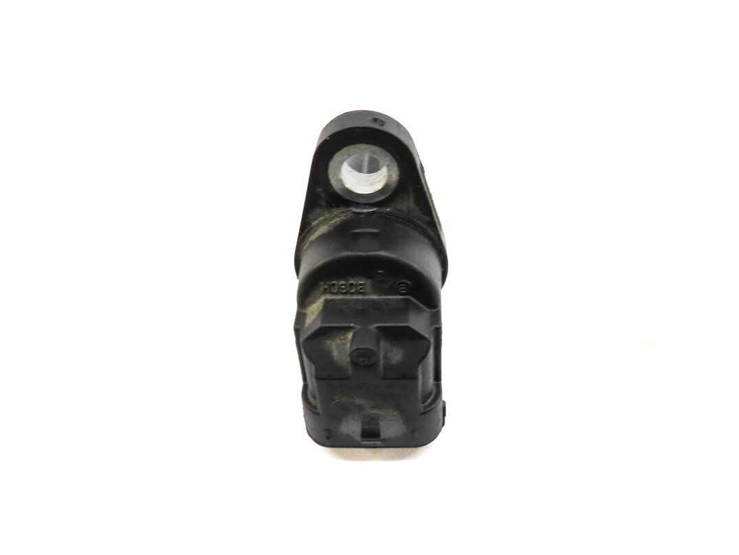 Thumbnail 3: 2012 PORSCHE PANAMERA (970 G1) 3.6L M46 V6 ENGINE CAMSHAFT POSITION SENSOR