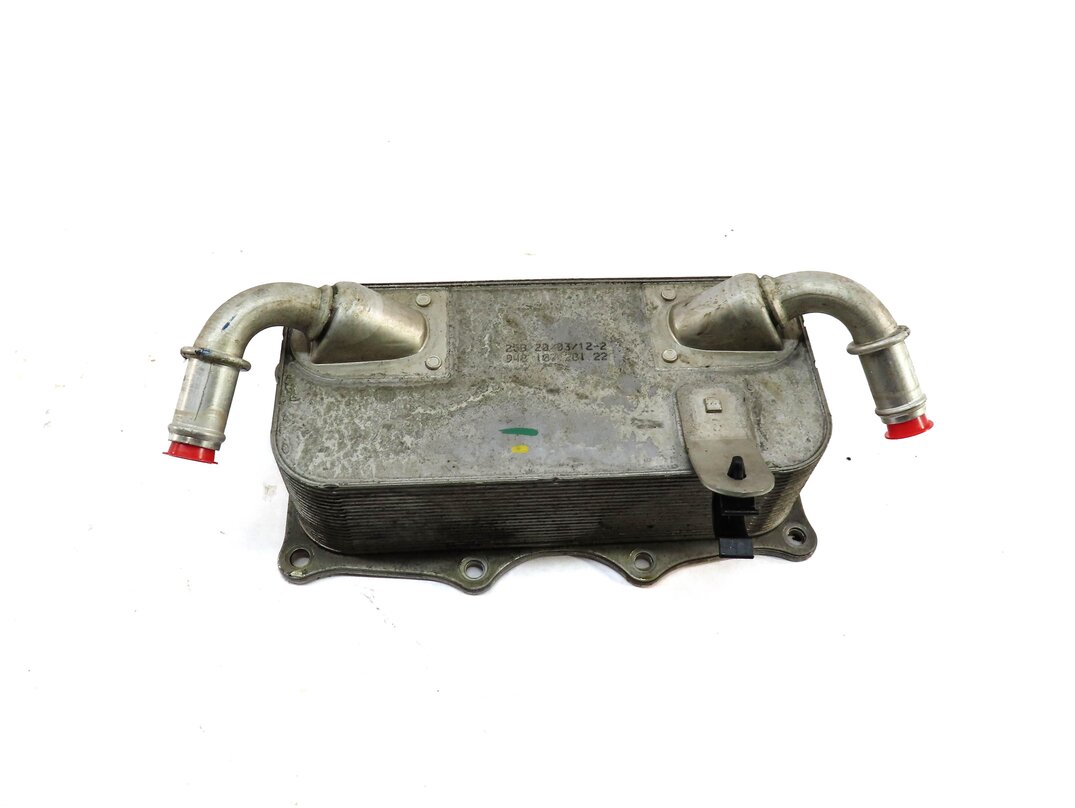Thumbnail 2: 2010-2018 PORSCHE PANAMERA (970 G1) 3.6L 4.8L V6 V8 ENGINE - OIL COOLER