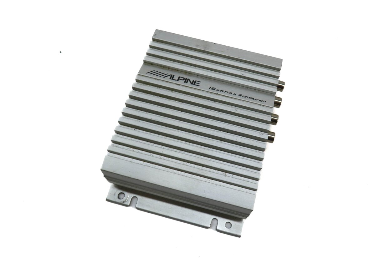 VINTAGE ALPINE AUDIO AMP AMPLIFIER - IVA-D100 IVAD100