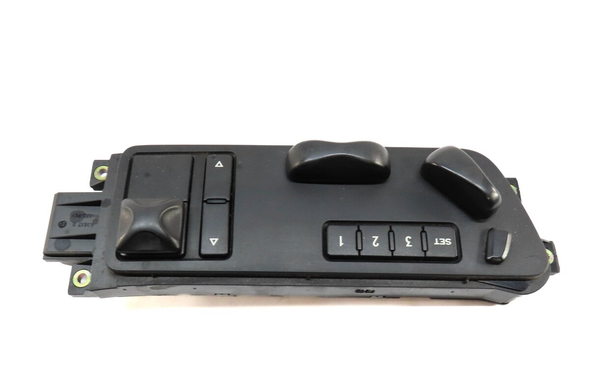Thumbnail 3: 2004 PORSCHE CAYENNE (955) FRONT RIGHT PASSENGER MEMORY SEAT ADJUSTMENT SWITCH
