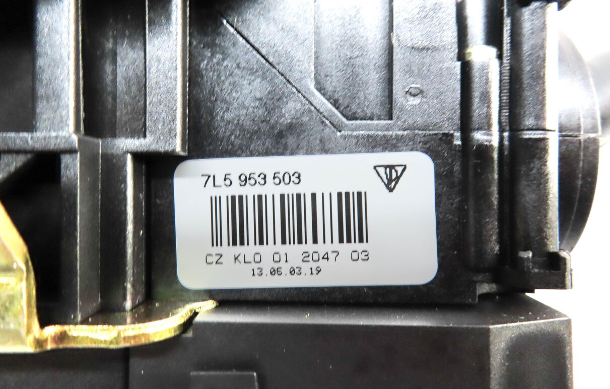 Thumbnail 8: 2003-2005 PORSCHE CAYENNE (955) BLINKER WIPER CRUISE COMBINATION SWITCH