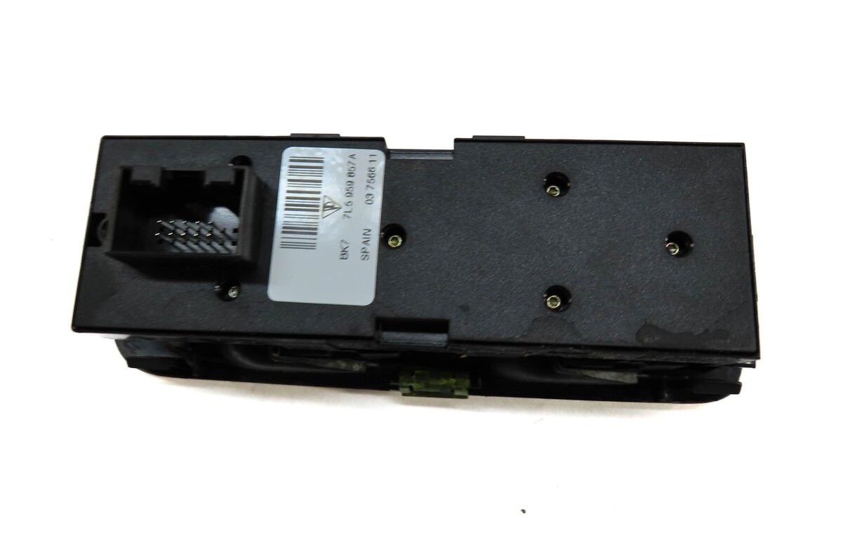 Thumbnail 4: 2003-2010 PORSCHE CAYENNE (955 957) LEFT FRONT DRIVER DOOR WINDOW SWITCH (BLACK)