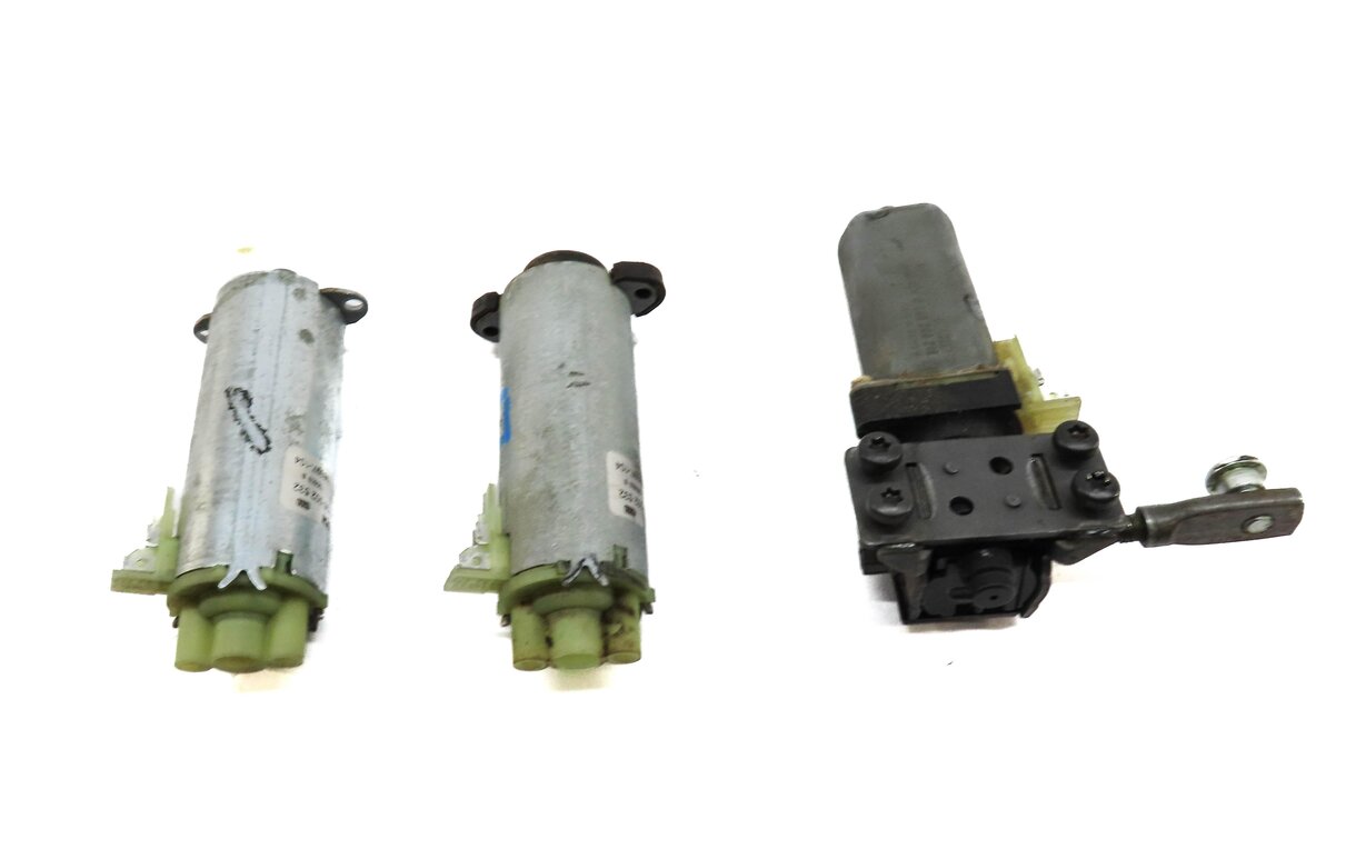 Thumbnail 3: 2004 PORSCHE CAYENNE (955) FRONT LEFT DRIVER SEAT ADJUSTMENT MOTOR SET-3