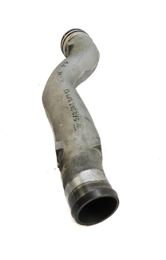 Thumbnail 5: 2004 PORSCHE CAYENNE (955) 4.5L M48 V8 ENGINE LOWER COOLANT PIPE