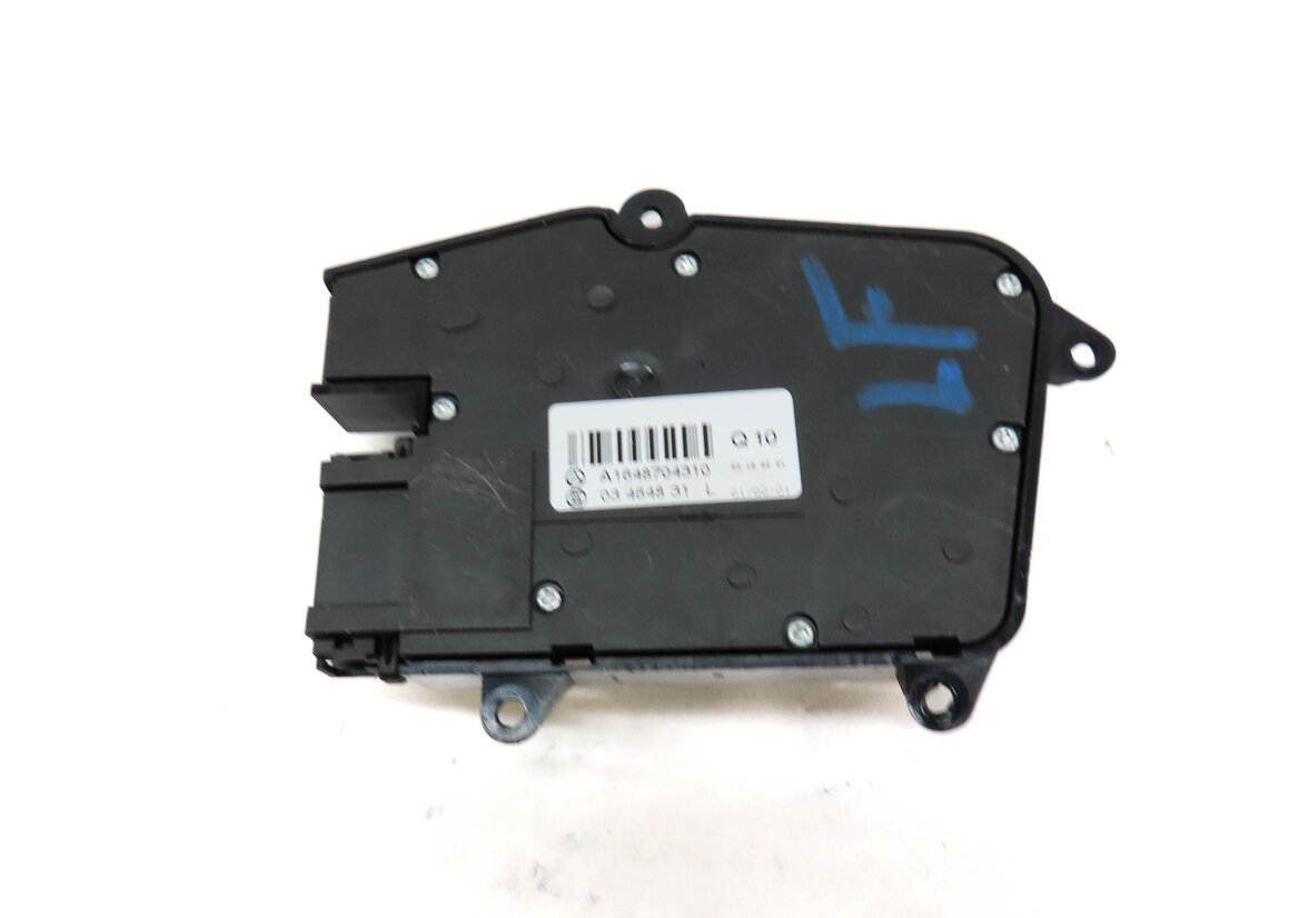 Thumbnail 4: 2009 MERCEDES GL450 (X164) FRONT LEFT DRIVER SEAT ADJUSTMENT CONTROL SWITCH