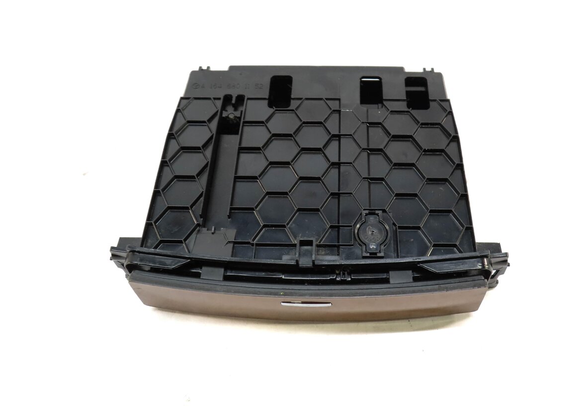 Thumbnail 4: 2009 MERCEDES GL450 (X164) FRONT DASH POP OUT STORAGE TRAY w/ FINELINE WOOD TRIM