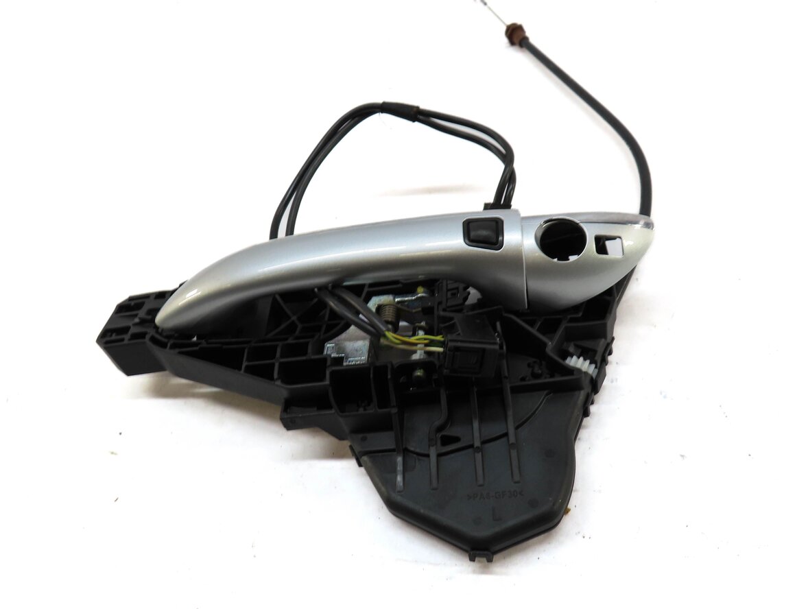 Thumbnail 2: 2009 MERCEDES GL450 (X164) FRONT LEFT DRIVER DOOR HANDLE (IRIDIUM SILVER 775U)