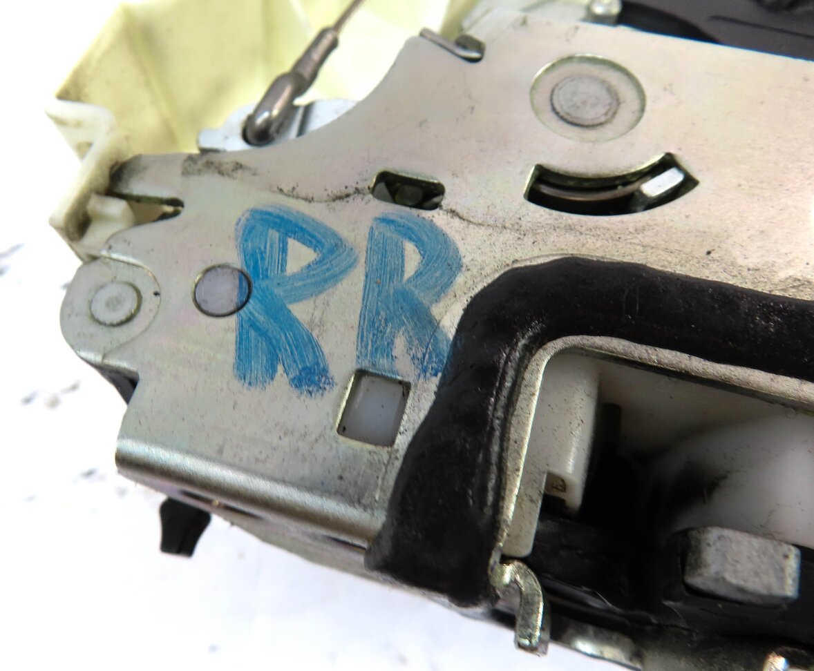 Thumbnail 5: 08-12 MERCEDES GL-CLASS (X164) RIGHT REAR KEYLESS GO DOOR LOCK LATCH ACTUATOR