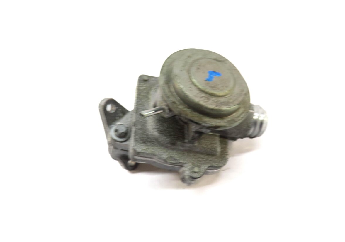 Thumbnail 2: 2009 MERCEDES GL450 X164 4.6L (273.923) ENGINE LEFT DRIVER SIDE AIR CHECK VALVE