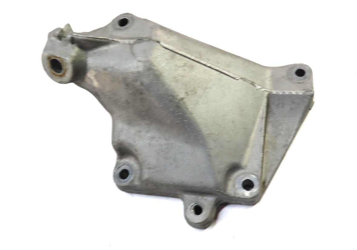 Thumbnail 3: 2009 MERCEDES GL450 X164 4.6L (273.923) ENGINE LEFT & RIGHT MOTOR MOUNT BRACKET