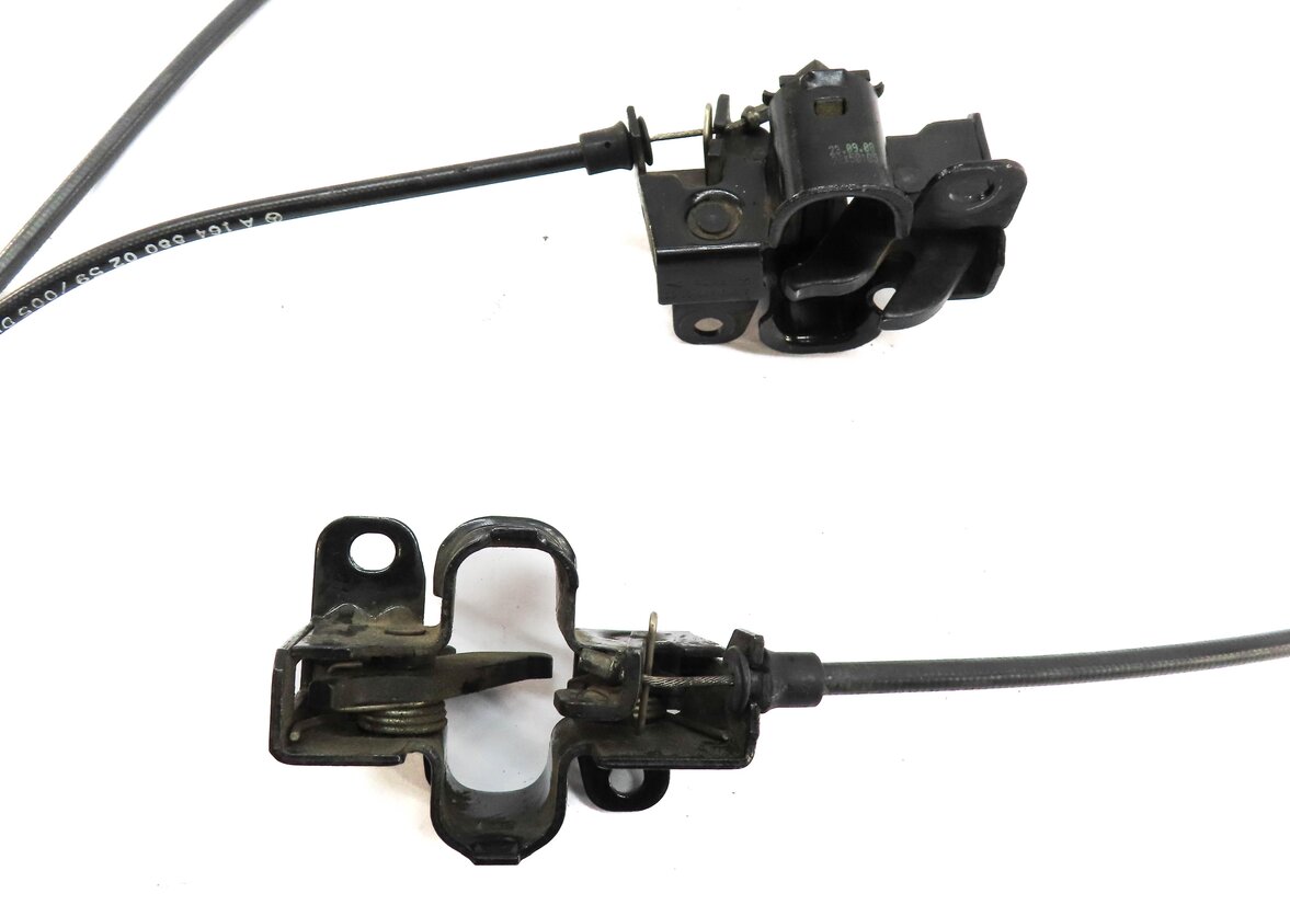 Thumbnail 3: 2009 MERCEDES GL450 (X164) LOWER HOOD LEFT & RIGHT HOOD LATCH SET 2 w/ CABLE