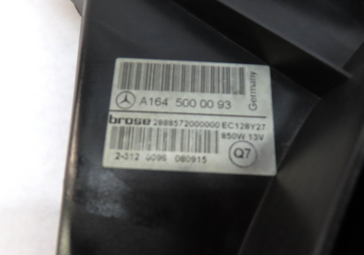 Thumbnail 9: 2007-2012 MERCEDES GL ML R CLASS (X164 W164 W251) RADIATOR COOLING FAN w/ SHROUD