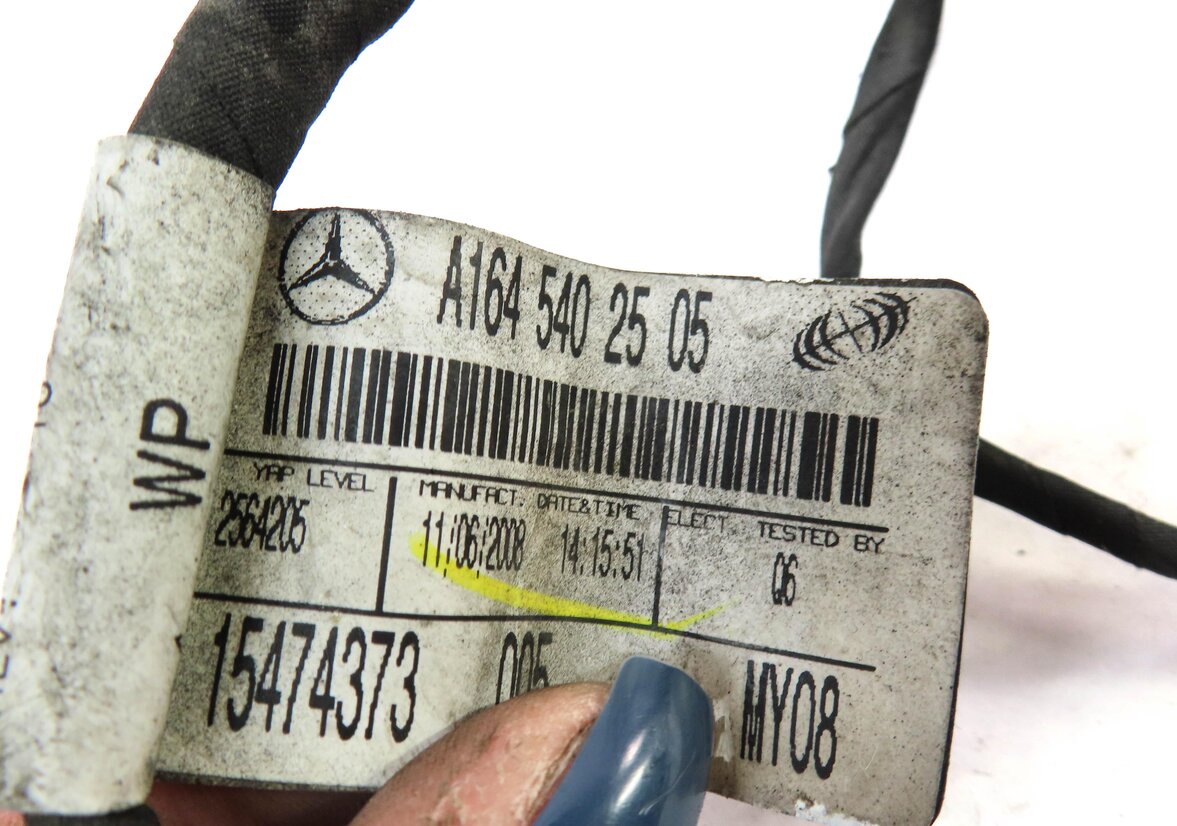 Thumbnail 4: 2009 MERCEDES GL450 (X164) FRONT PARK DISTANCE PDC SENSOR SET 6 & HARNESS SILVER