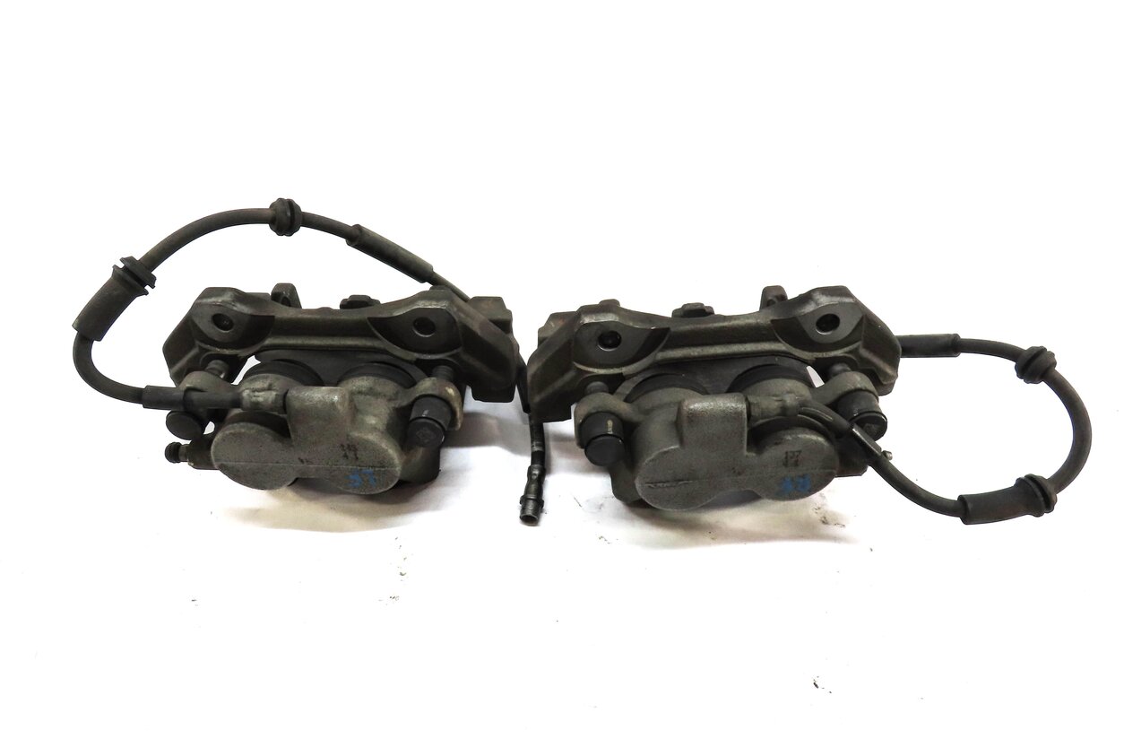 Thumbnail 4: 2012-2019 MERCEDES GL350 GL450 GLS350 ML350 (W166 X166) FRONT BRAKE CALIPER SET