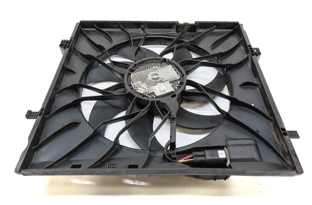 Thumbnail 5: 13-19 MERCEDES GL GLE GLS ML (W166 X166) 600w RADIATOR COOLING FAN (TOW PACKAGE)