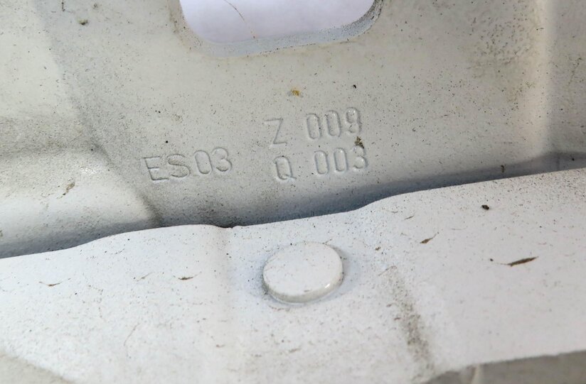 Thumbnail 5: 12-19 MERCEDES GL ML CLASS (W166 X166) FRONT HOOD HINGE SET (POLAR WHITE 149U)