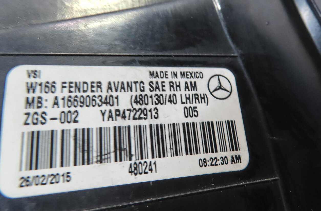 Thumbnail 6: 12-15 MERCEDES ML-CLASS (W166) REAR RIGHT PASSENGER LED TAILLIGHT BRAKE LIGHT