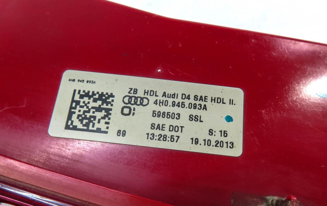 Thumbnail 6: 2011-2014 AUDI A8 S8 (D4 4H) LEFT DRIVER REAR TRUNK LED TAILLIGHT LIGHT LAMP