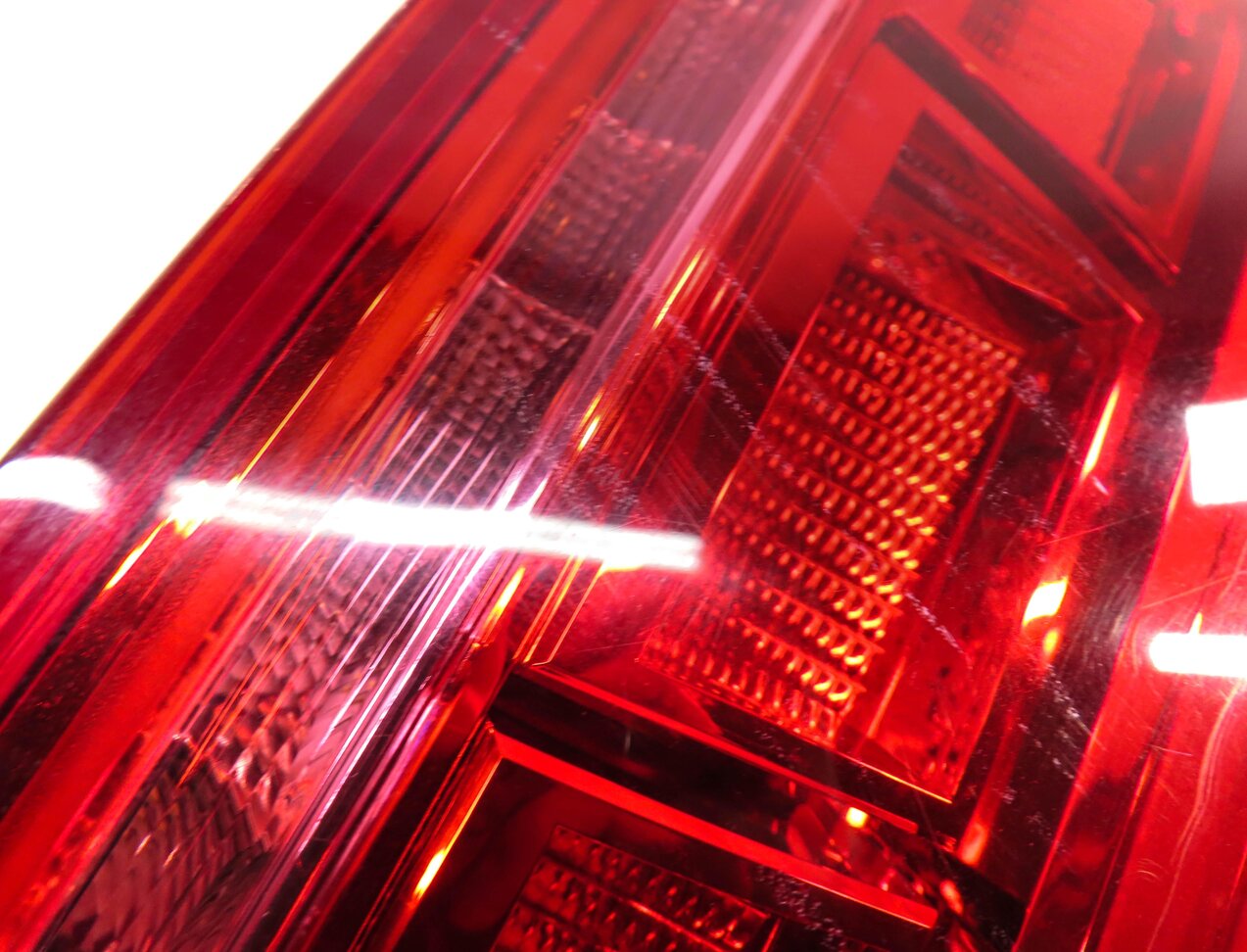Thumbnail 7: 2011-2014 AUDI A8 S8 (D4 4H) RIGHT PASSENGER REAR TRUNK LED TAILLIGHT LIGHT LAMP